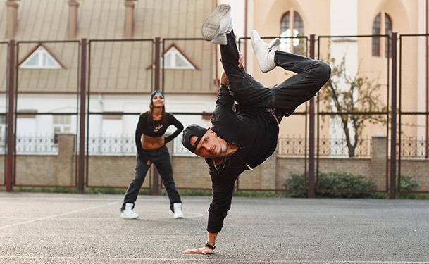 what-we-do-section-img-4 f